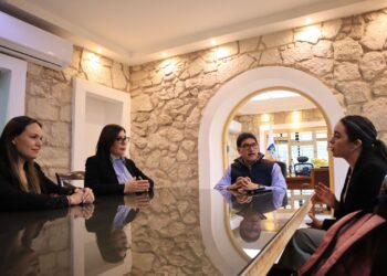 Analiza Secretaria de Economía situación de comercios afectados