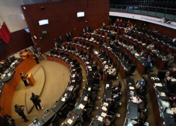 Avanza reforma que impide a jueces frenar leyes fundamentales
