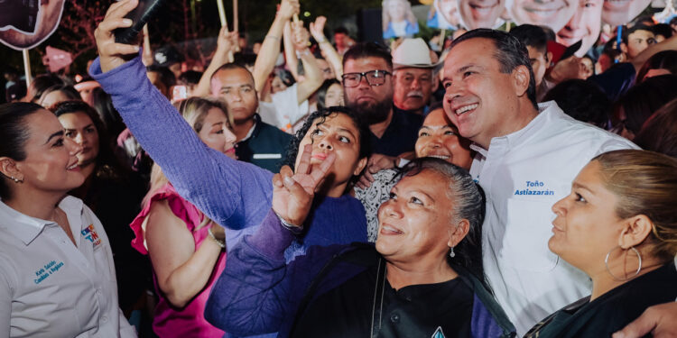 ¡Vamos unidos por un solo equipo que se llama Hermosillo!: Toño Astiazarán
