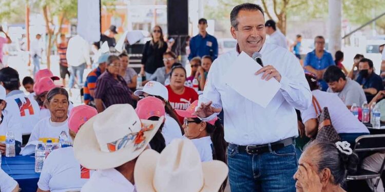 Llama Toño Astiazarán a votar el 2 de junio por crecer más, crecer parejo y crecer juntos