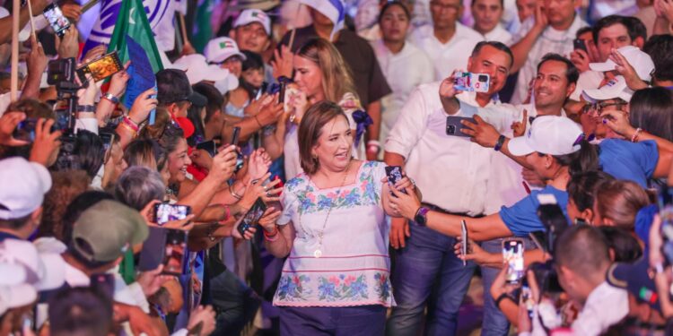 Buscará Xóchitl Gálvez terminar con pobreza extrema del país