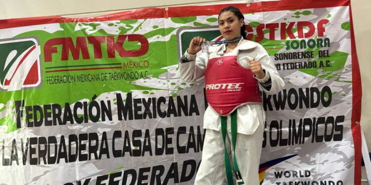 Ganan miembros del Heptatlón Copa Estatal de Tae Kwon Do