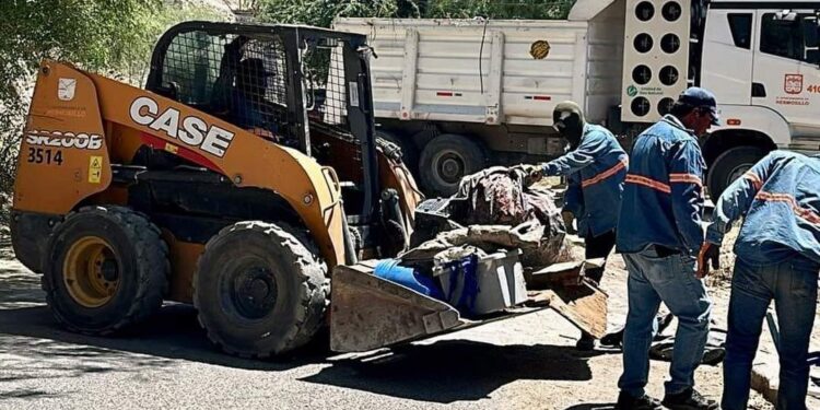 Realiza Servicios Públicos Municipales primeros descacharres del mes de mayo