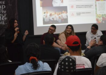 Participa JFGM en Foro «¿Qué Onda con los Jóvenes?»