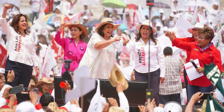 Invertirá Xóchitl Gálvez en seguridad pública municipal
