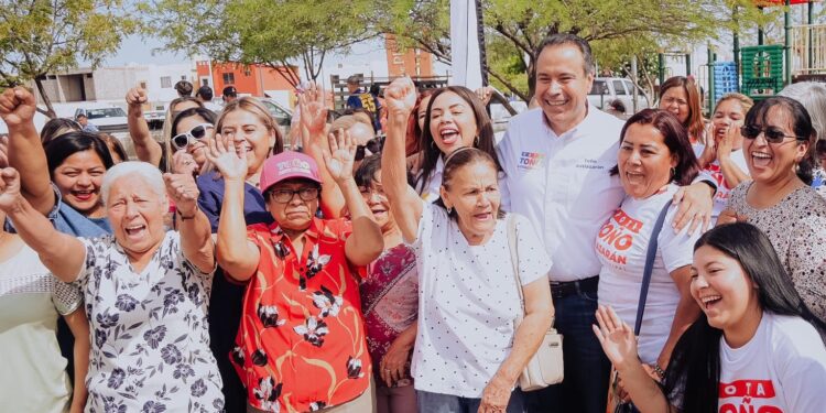 Garantiza Toño Astiazarán que madres de familia tendrán más seguridad, servicios y apoyos