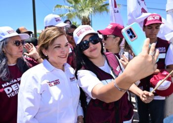 Bahia de Kino tendrá su carretera de cuatro caminos, además un proyecto de impulso al comercio para detonar el turismo : María Dolores del Río