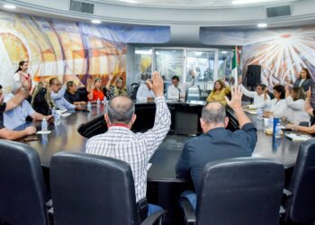 Actualizan manuales de organización y procedimientos a dependencias municipales