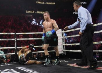 Saúl ‘Canelo’ Álvarez triunfa en Las Vegas