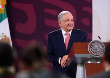 Rechaza López Obrador iniciativa del PAN de incrementar la tarifa del Metro