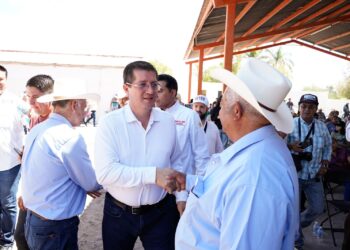 Respalda San Ignacio Cohuirimpo a Jorge Elías Retes