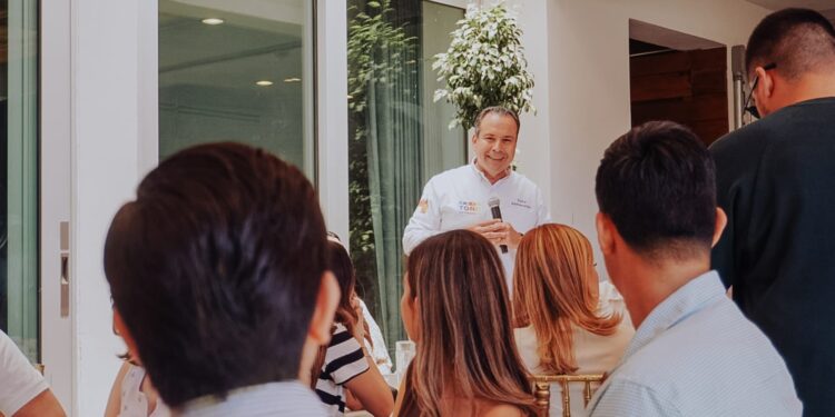 Va Toño Astiazarán por crecer más en apoyo a jóvenes emprendedores