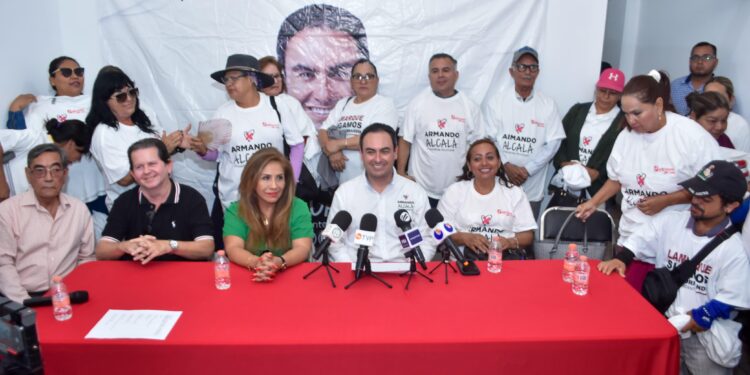 Se suman militantes de Morena, MC, PES y organizaciones civiles al proyecto de Armando Alcalá para que llegue a la presidencia municipal de Cajeme