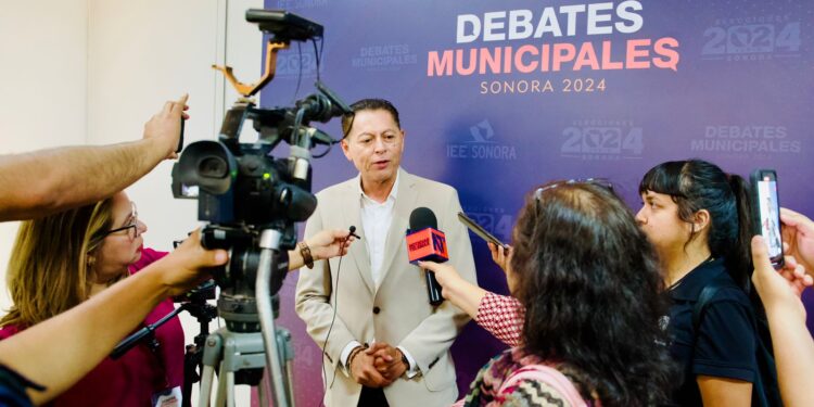 Triunfa Iván Sandoval en debate presidencial 2024
