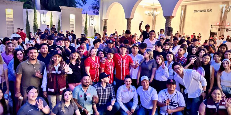 Seré el alcalde que trabaje de la mano de las y los jóvenes