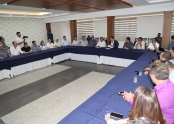 Propone Beltrones mejorar las finanzas de San Luis Río Colorado y toda la frontera con un porcentaje de los ingresos por importación y exportación de productos