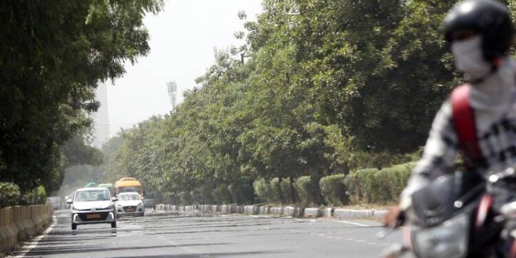 Nueva Delhi bate récord de 52.3 grados en plena ola de calor al Norte de la India