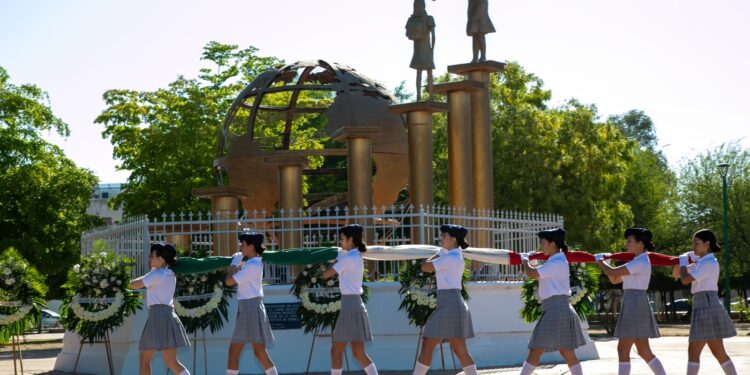Conmemora Gobierno de Sonora Día del Maestro y la Maestra