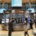 Wall Street cierra una semana mixta; el Nasdaq alcanza máximo récord