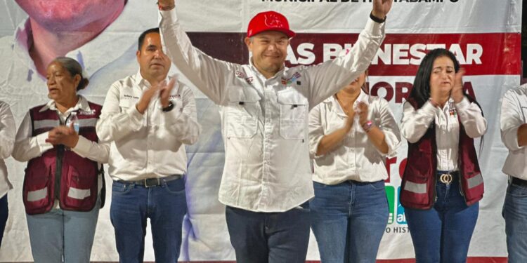 El ‘Beto’ Vázquez refrenda su compromiso con la comunidad de El Caro.