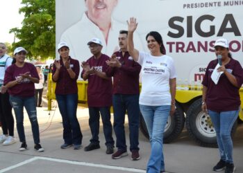 Promueve Ernestina Castro el ejercer el derecho al voto.
