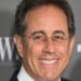 Divide opiniones presencia de Jerry Seinfeld en graduación de Universidad de Duke