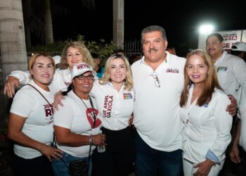 Al frente de Navojoa seguirá un hombre bueno, con voluntad y corazón de hacer las cosas bien: Luz Argel Gaxiola de Elías