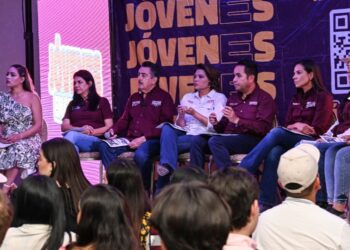 Candidato Javier Lamarque participa y escucha a jóvenes en conexión