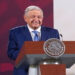 AMLO pide a legisladores de la 4T «no titubear»