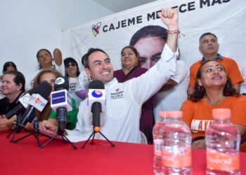 Se suman militantes de Morena, MC, PES y organizaciones civiles al proyecto de Armando Alcalá para que llegue a la presidencia municipal de Cajeme
