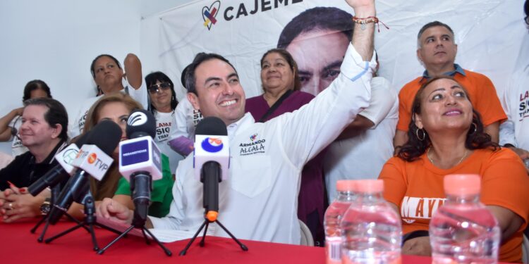 Se suman militantes de Morena, MC, PES y organizaciones civiles al proyecto de Armando Alcalá para que llegue a la presidencia municipal de Cajeme