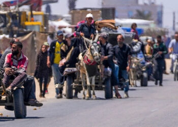Tanques israelíes entran en Rafah; se libran combates en el norte de Gaza