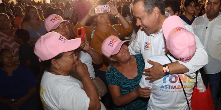 Llama Toño Astiazarán a votar por continuar cambios