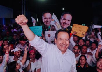 Gana Toño Astiazarán debate con propuestas y trabajo hecho