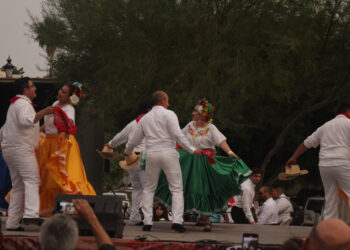 Realizan tradicional cabalgata y presentaciones artísticas en feria de San Juan 2024