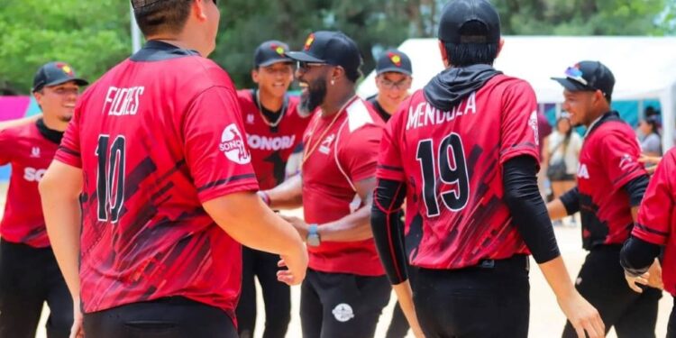 Suma Nogales a tres campeones nacionales