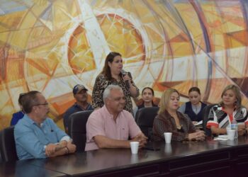 Aprueba Cabildo autorización al alcalde para suscribir convenios