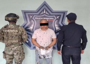 Aprehende policía municipal a hombre por robo a comercio