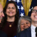Biden abre la puerta para regularizar a 500 mil migrantes