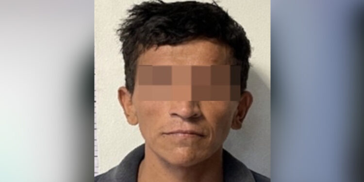 Por allanamiento y portación de arma prohibida recibe pena de más de 2 años de prisión