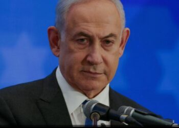 Ejército militar Israelí declaran «pausa táctica»,Netanyahu dice no haber sido informado                          Crecen fracturas entre Netanyahu y la cúpula