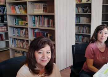 Biblioteca Padre Kino continúa con el traslado miles de libros