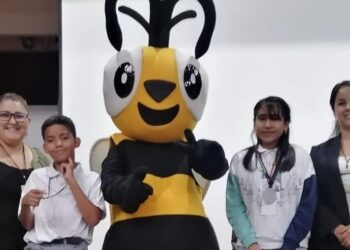 Destacan estudiantes sonorenses en concurso nacional de deletreo y ortografía en inglés