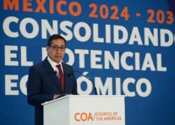 Confirma Ramírez de la O que seguirá en SHCP “por un periodo indefinido”