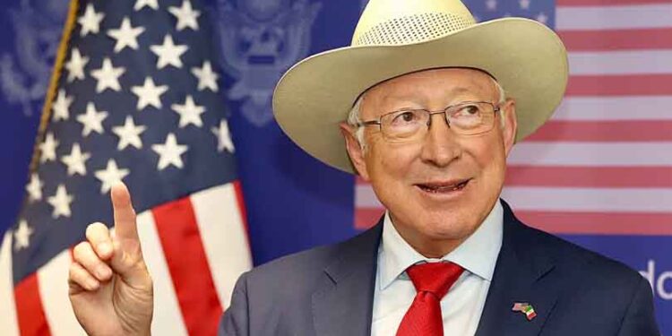 Expresa Ken Salazar Felicitaciones a integrantes del gabinete de Sheinbaum