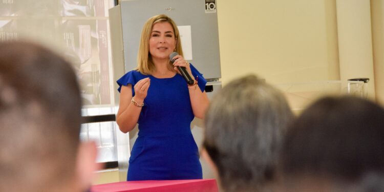 DIF Sonora y DIF Municipal entregan proyectos de “Mujer Emprende”