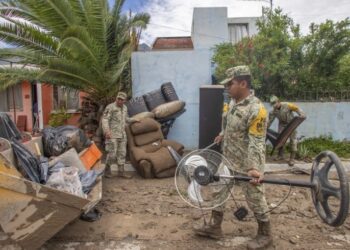Continúan más de mil 600 personas incomunicadas en NL tras paso de ‘Alberto’