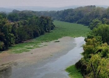 Se seca el río Calabozo en la Huasteca Hidalguense