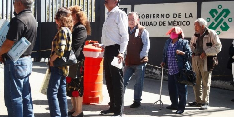 Se triplicaron a 1.3% del PIB las pensiones para adultos mayores