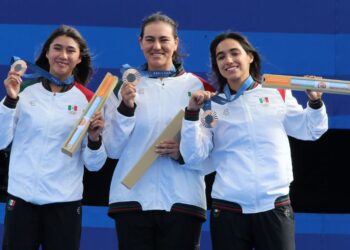Destaca Gobernador Durazo medalla olímpica de Alejandra Valencia